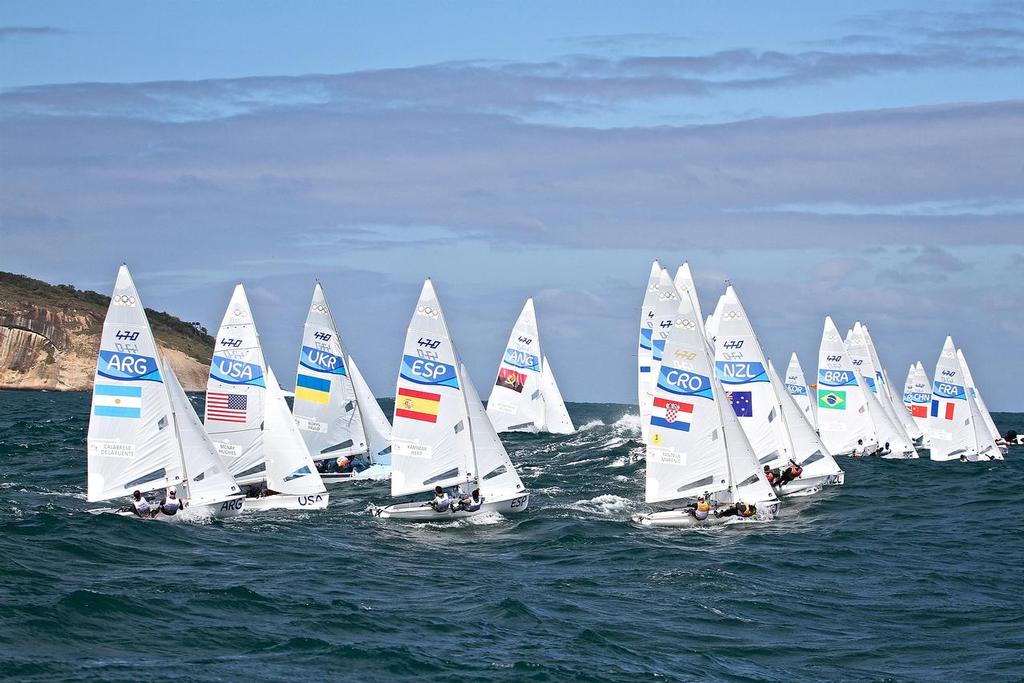 Mens 470 fleet start - Race 3 - this was just as small swell © Richard Gladwell www.photosport.co.nz